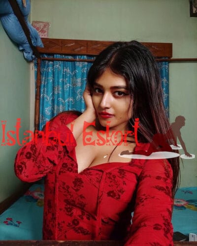 Çağlayan Escort » Çingene Bayan